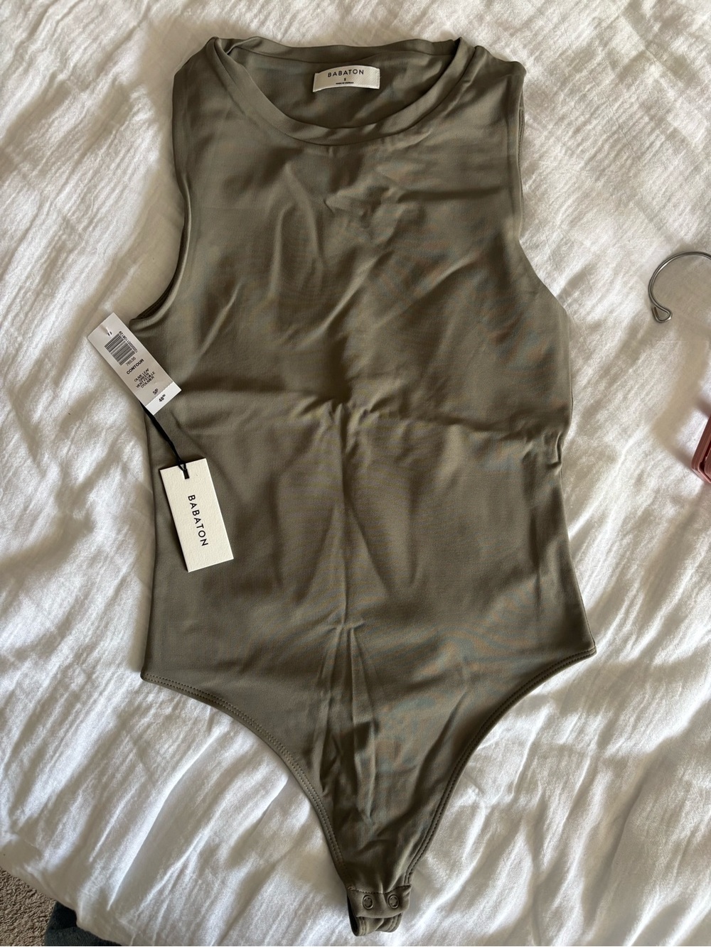 Aritzia Babaton CONTOUR MUSCLE BODYSUIT - size S in OLIVE LEAF GREEN - NWT